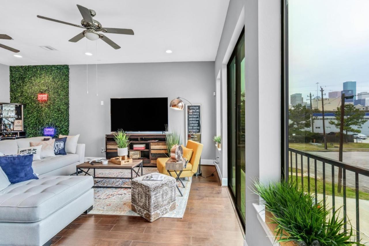 Modern, Houston Inspired House With Best Views Of Downtown! - Less Than 1 Mile To Eado Midtown Bars Home Exterior foto